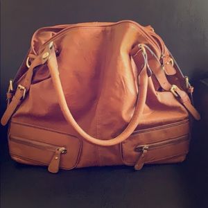 Bueno Satchel Purse (Camel)